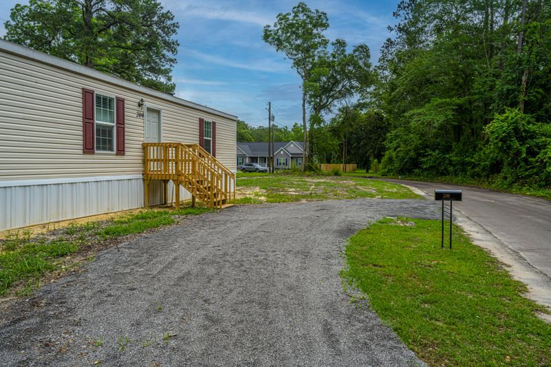 209 Danberry Dr, Summerville, SC 29485