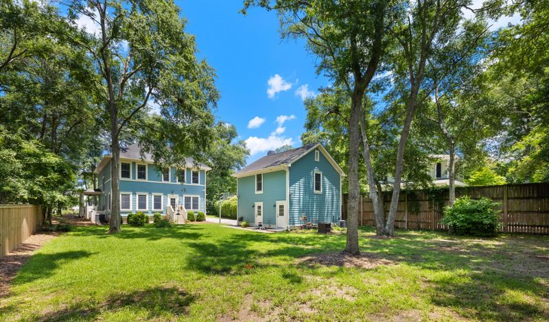 213 4th Ave, Mount Pleasant, SC 29464