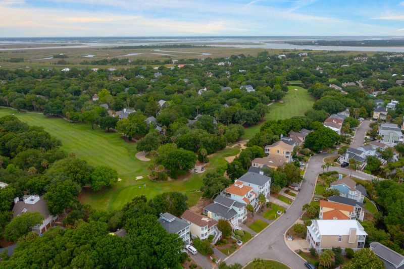 41 Pelican Reach, Isle Of Palms, SC 29451