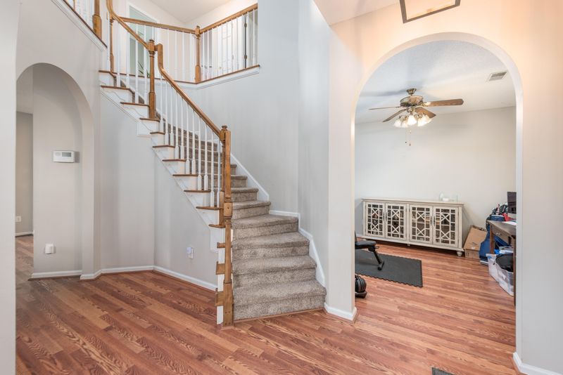 3264 Hunters Rest Dr, Charleston, SC 29414