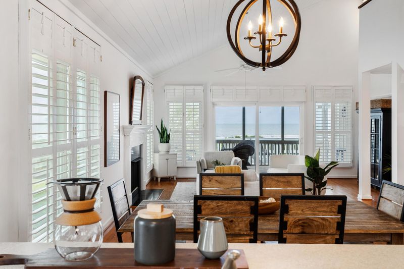 8 Sand Dune Ln, Isle Of Palms, SC 29451