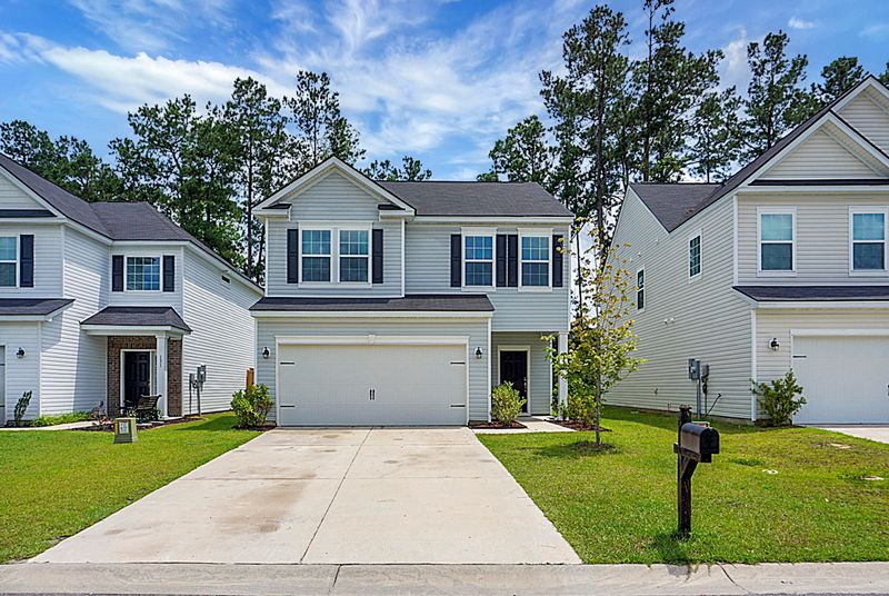 129 Lakestone Rd, Moncks Corner, SC 29461