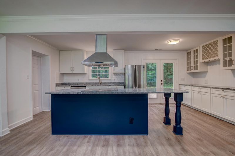 612 Flint St, Charleston, SC 29412