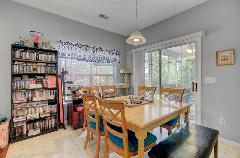 520 Carters Grove Rd, Charleston, SC 29414