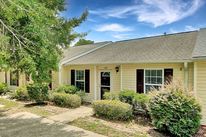1538 Blaze Ln, Charleston, SC 29412