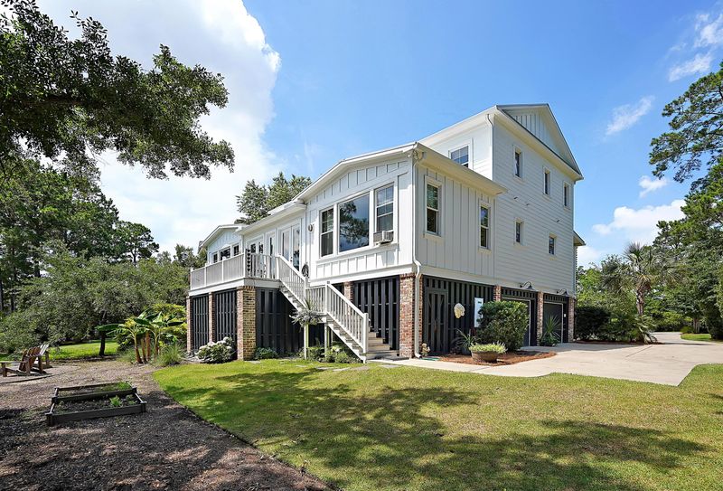 294 River Oak Dr, Mount Pleasant, SC 29464