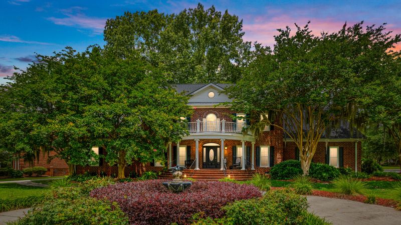 8600 Wild Bird Ct, North Charleston, SC 29420