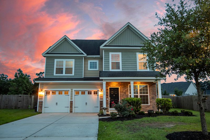 177 Berwick Dr, Summerville, SC 29483