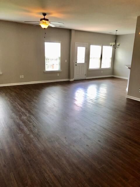 220 Longford Dr, Summerville, SC 29483