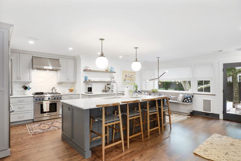 524 Center St, Mount Pleasant, SC 29464