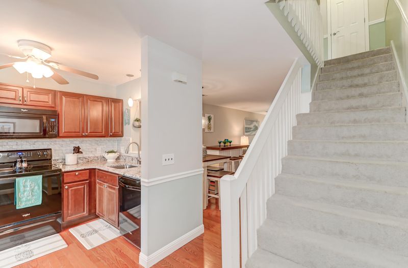 1120 Hidden Cove Dr #H, Mount Pleasant, SC 29464