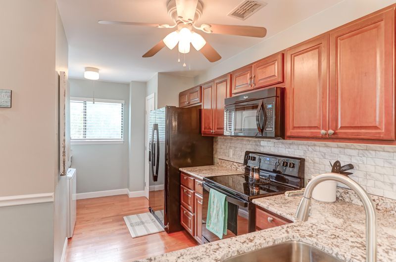 1120 Hidden Cove Dr #H, Mount Pleasant, SC 29464