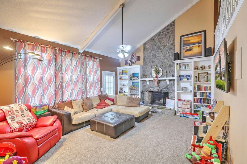 1302 Sand Pine Rd, Ladson, SC 29456