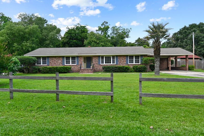 104 Murray Dr, Moncks Corner, SC 29461