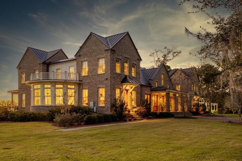 1185 Hughes Rd, Johns Island, SC 29455