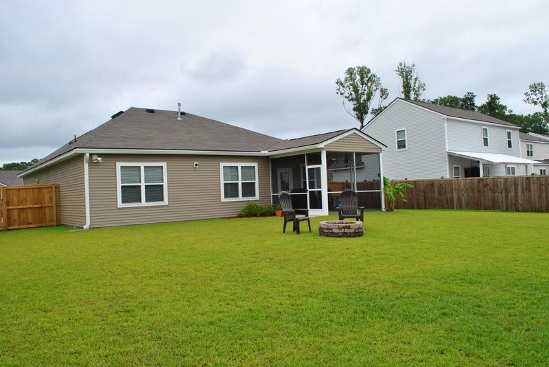 2776 Conservancy Ln, Charleston, SC 29414