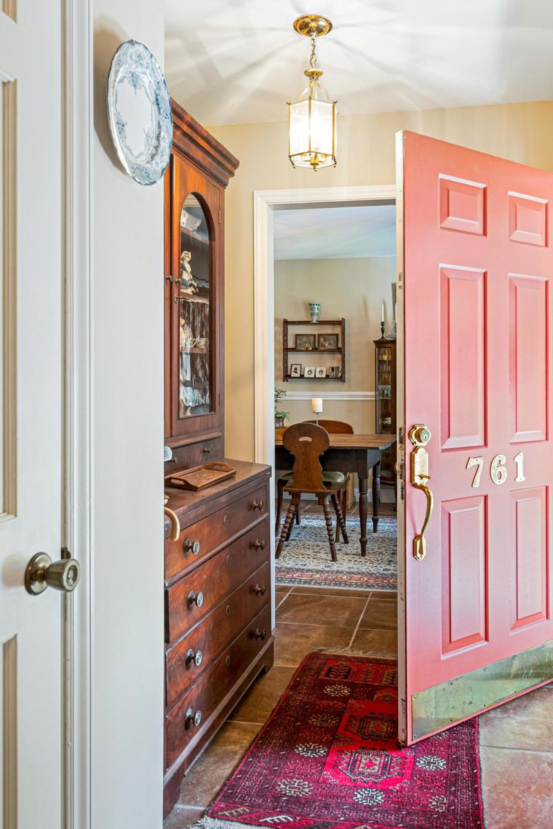 761 Chatter Rd, Mount Pleasant, SC 29464