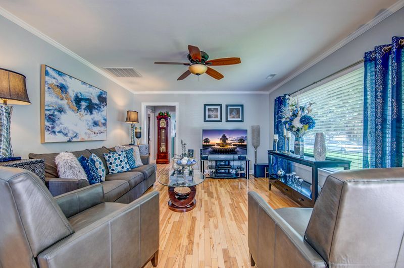 1189 Camden St, North Charleston, SC 29405