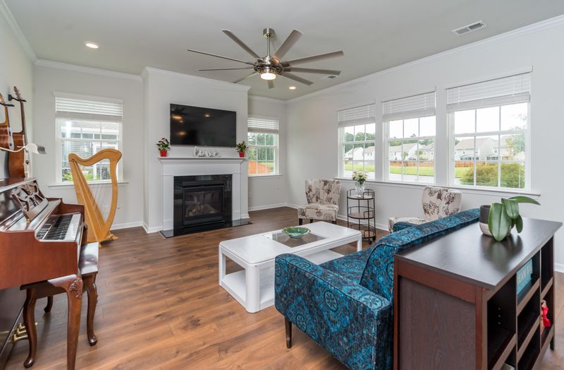9801 English Elm St, Ladson, SC 29456