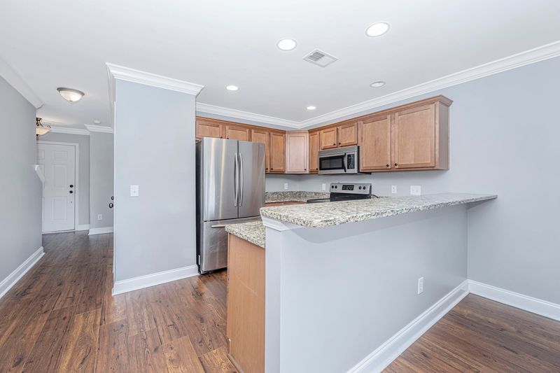 2999 Emma Ln, Mount Pleasant, SC 29466