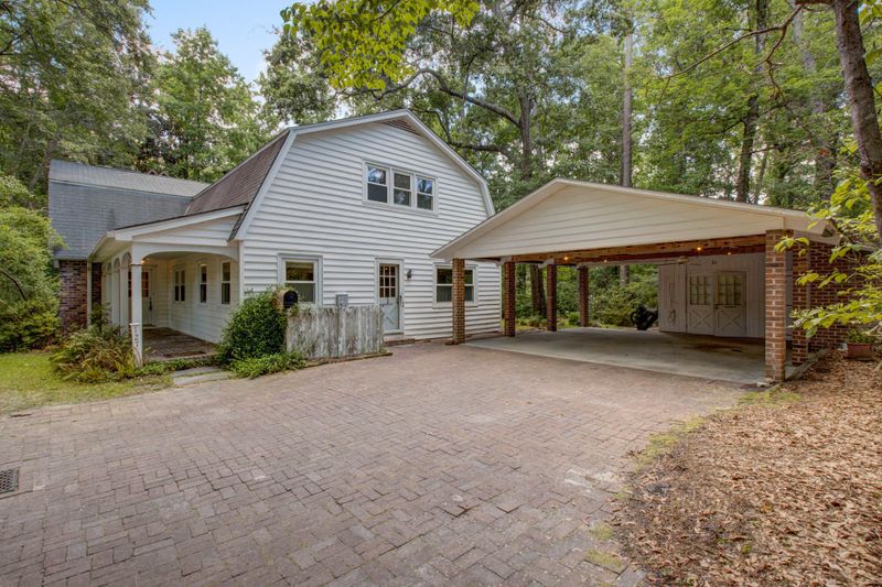 127 Tupper Ln, Summerville, SC 29483