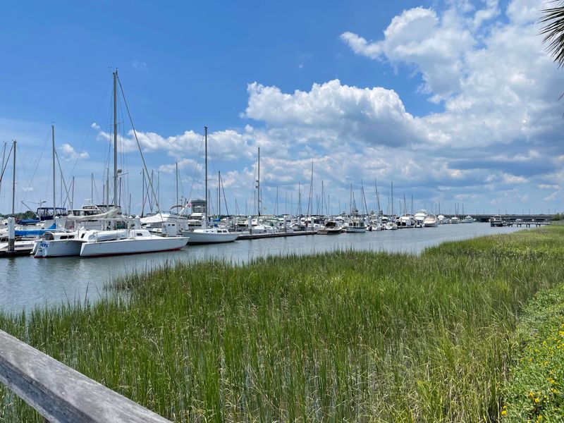 33 Lockwood Dr #Lu8, Charleston, SC 29401