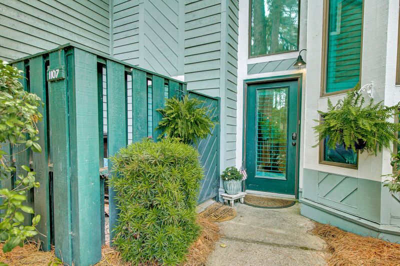 1107 Shadow Lake Cir #19, Mount Pleasant, SC 29464