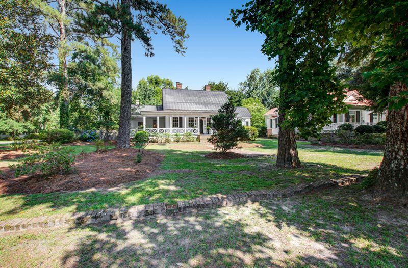 212 S Gum St, Summerville, SC 29483