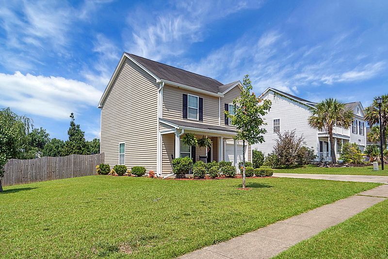 273 Emerald Isle Dr, Moncks Corner, SC 29461
