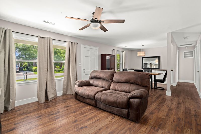 118 Wisteria Rd, Goose Creek, SC 29445