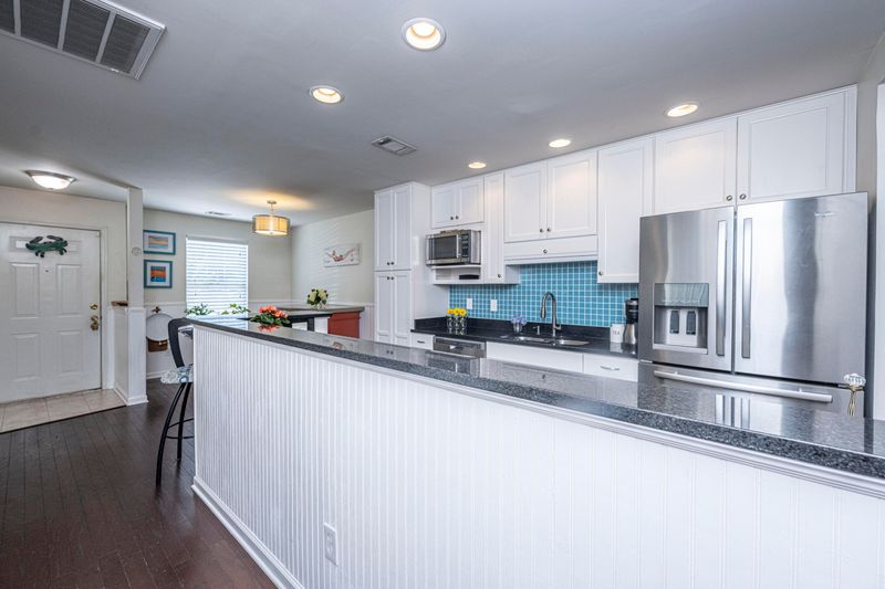 1213 Apex Ln, Charleston, SC 29412