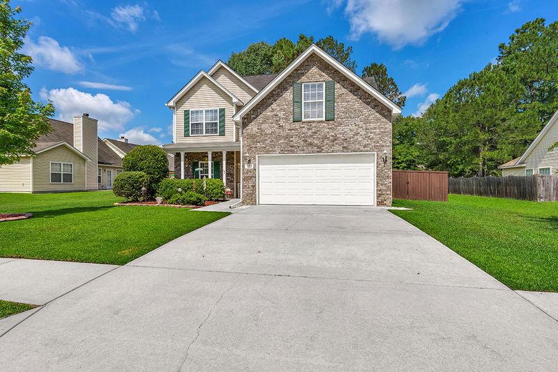 122 Meadowvale Ln, Moncks Corner, SC 29461