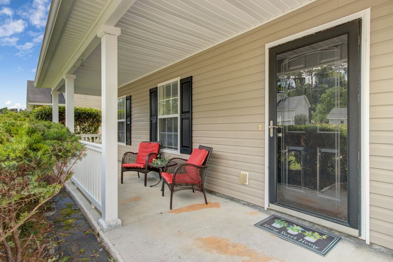109 Bainsbury Ln, Summerville, SC 29483