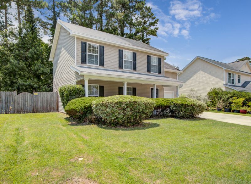 109 Bainsbury Ln, Summerville, SC 29483