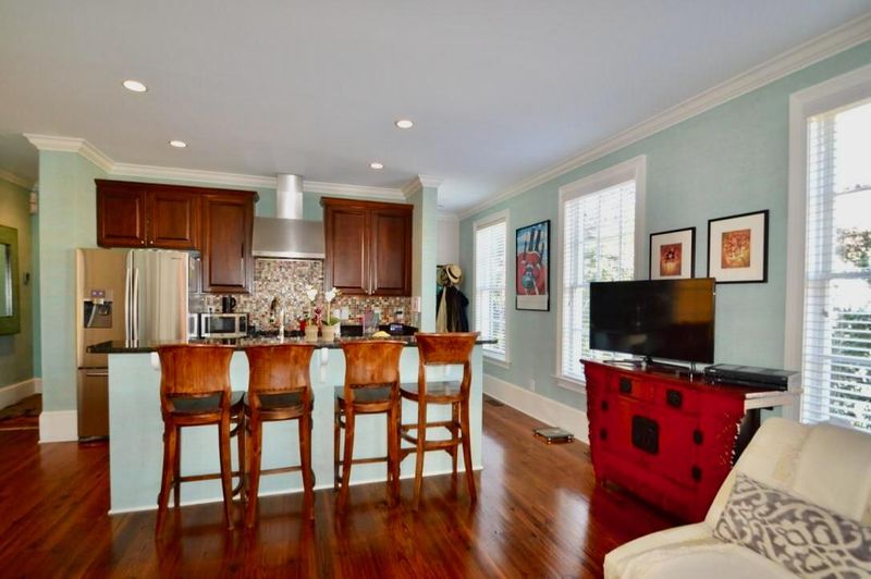 77 Morris St, Charleston, SC 29401
