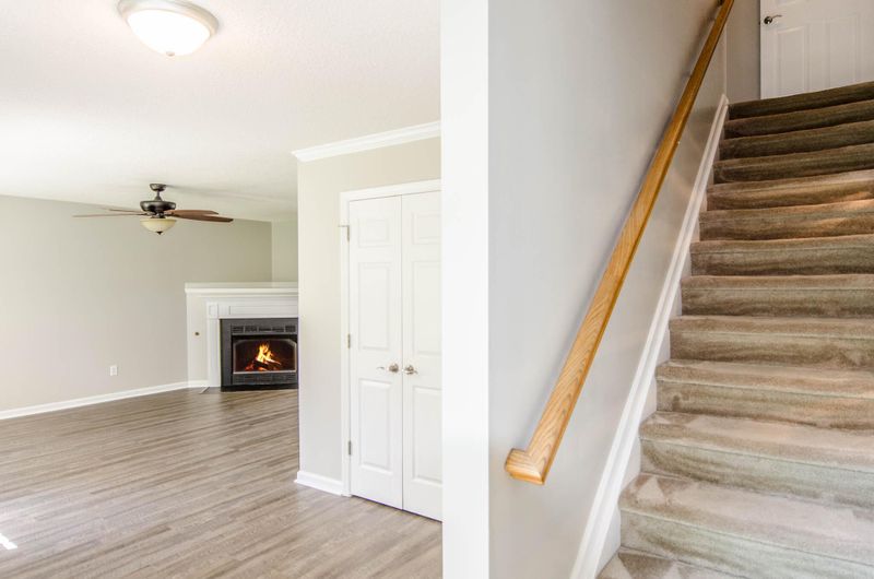 103 Marsh Hall Dr, North Charleston, SC 29418