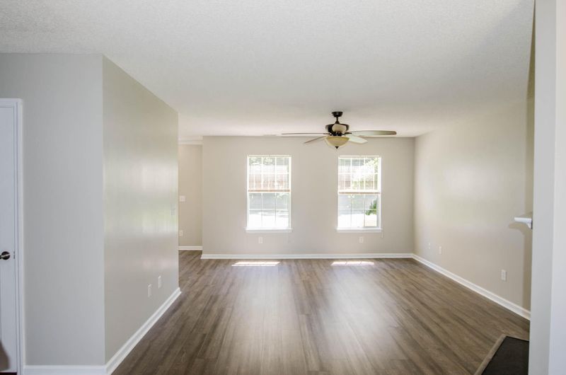 103 Marsh Hall Dr, North Charleston, SC 29418