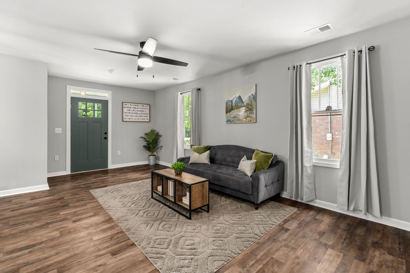 2668 Hull St, North Charleston, SC 29405