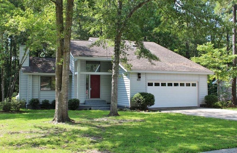 207 Boone Dr, Summerville, SC 29485