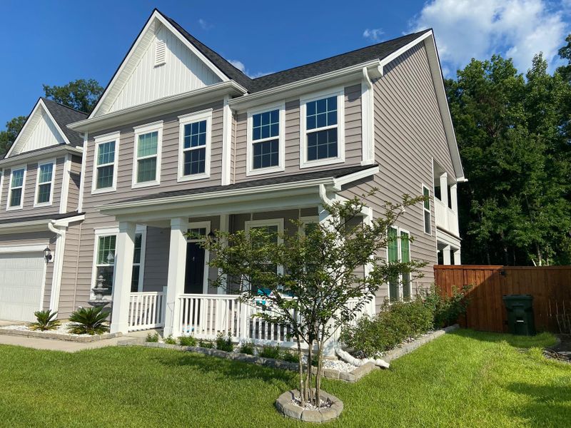 421 Stonefield Cir, Moncks Corner, SC 29461