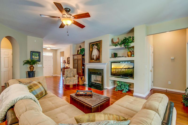 1465 Endicot Way, Mount Pleasant, SC 29466