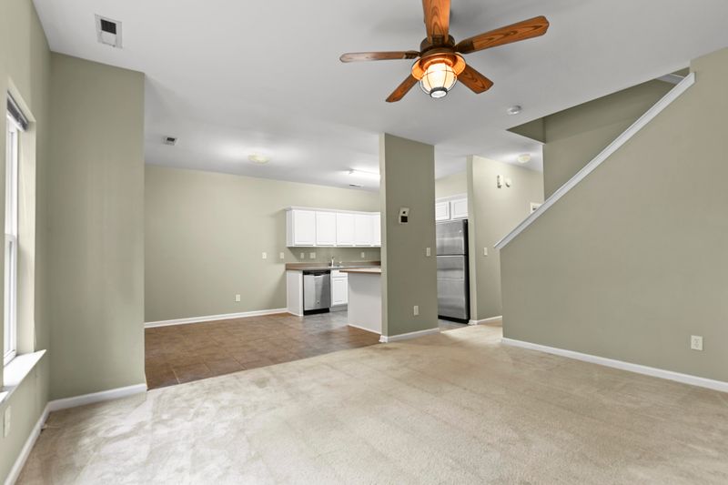 105 Chestnut Oaks Ct, Ladson, SC 29456