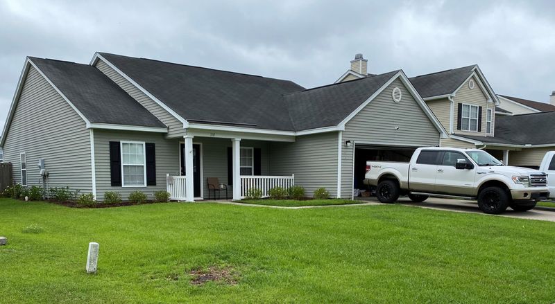 118 Waterbrook Dr, Goose Creek, SC 29445
