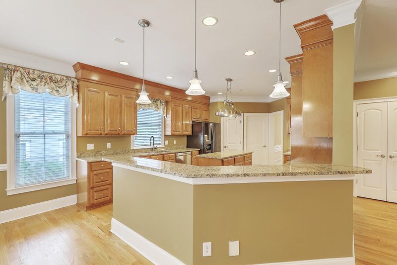 1512 Rivertowne Country Club Dr, Mount Pleasant, SC 29466