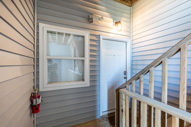 216 W Arctic Ave #6, Folly Beach, SC 29439