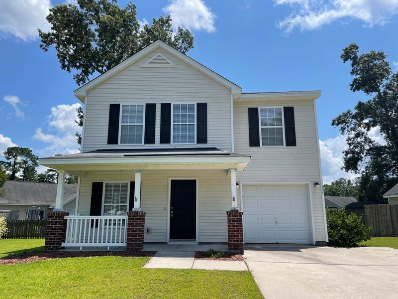 305 Slow Mill Dr, Goose Creek, SC 29445