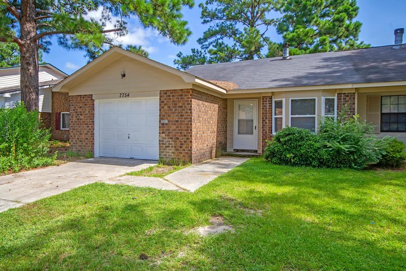 7754 Wayfield Cir, North Charleston, SC 29418