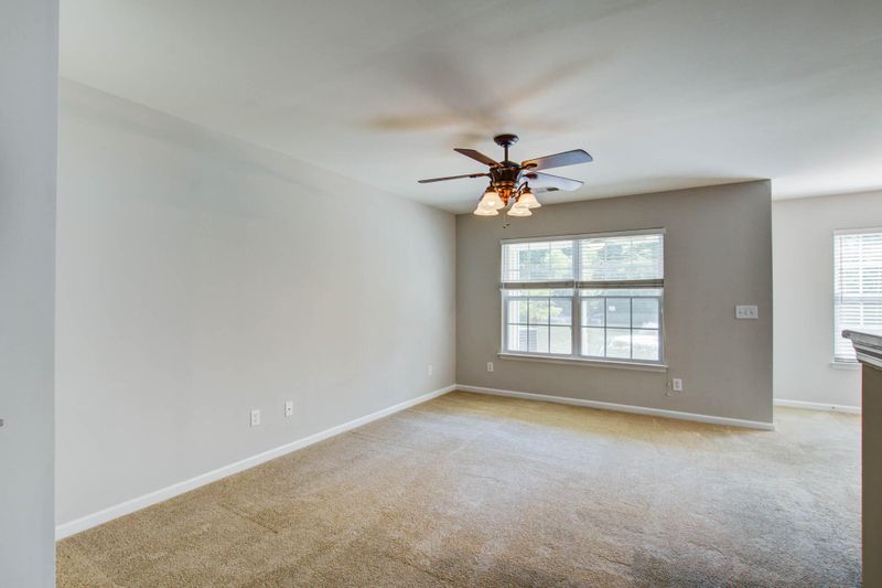 1004 Poplar Grove Pl, Summerville, SC 29483