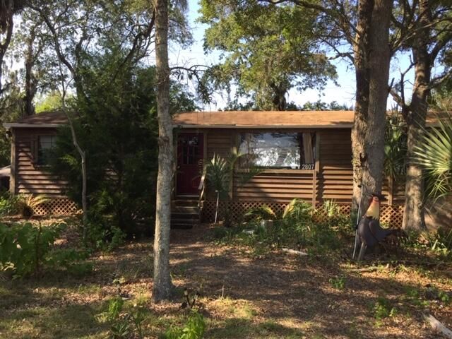 2807 Buccaneer Rd, Isle Of Palms, SC 29451