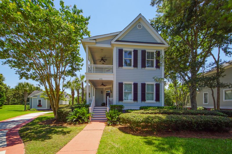 376 Evian Way, Mount Pleasant, SC 29464